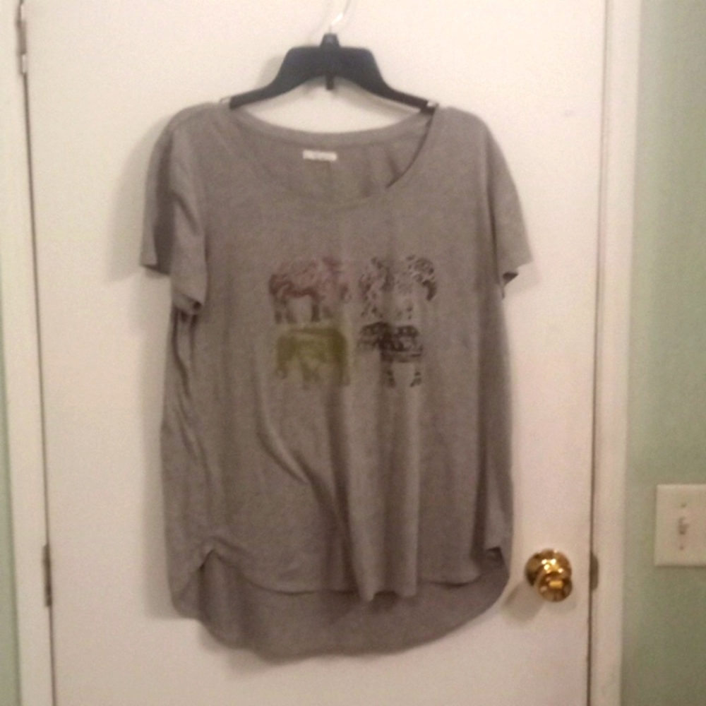 Mauruces Shirt - Short Sleeve - Elephants